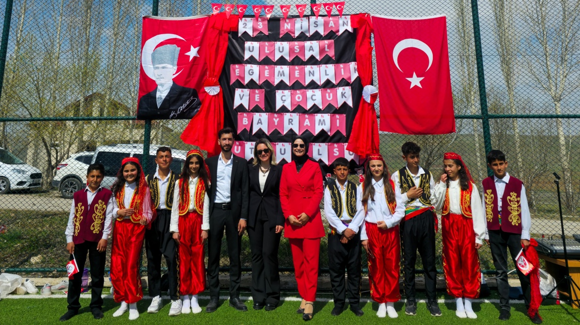 23 NİSAN BAYRAMIMIZ KUTLU OLSUN